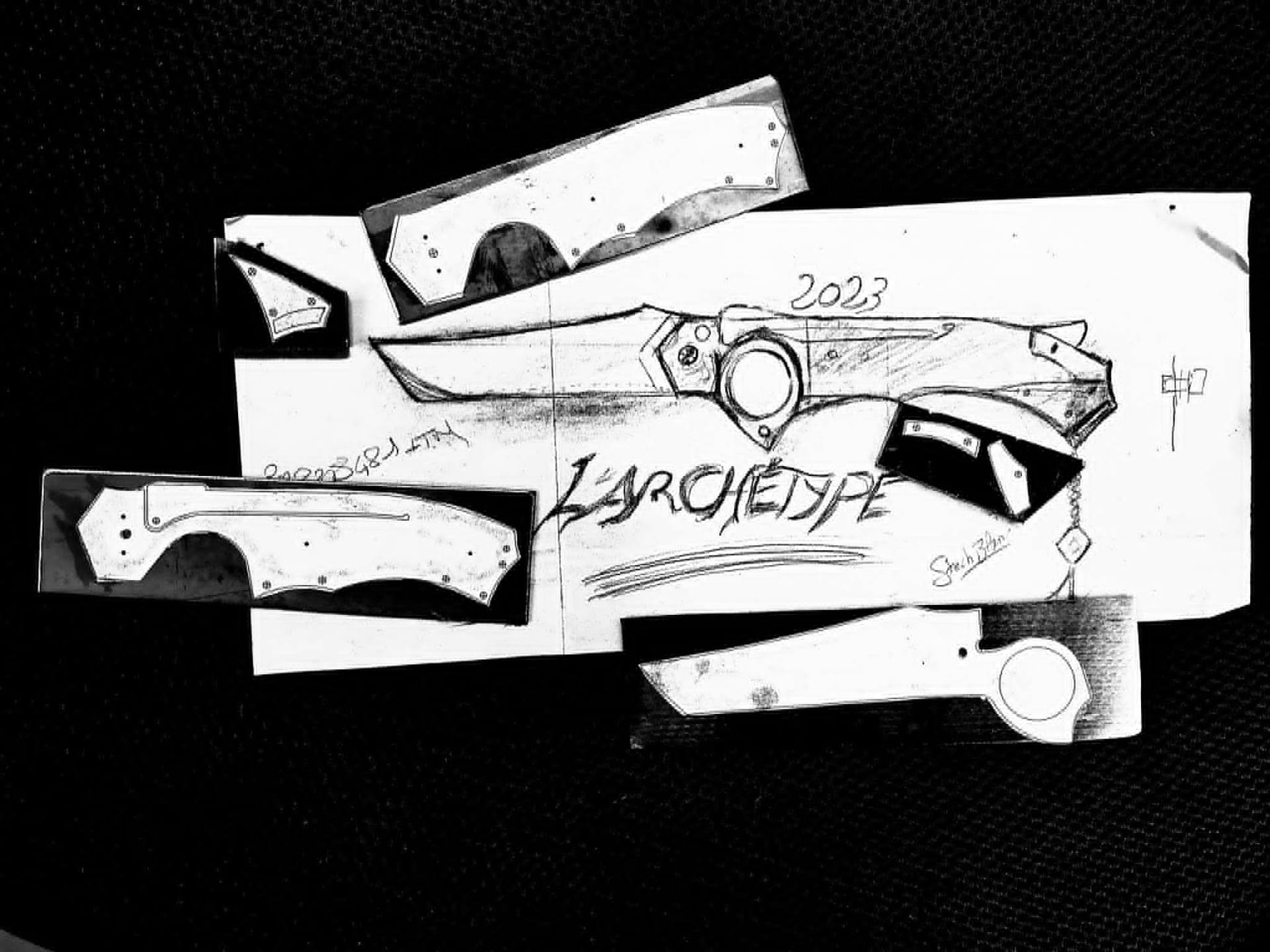 Pencil sketch of L'Archétype surrounded by its metal templates